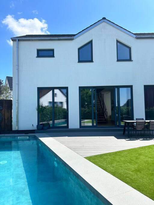 Modernes Offenes Haus Holiday home *